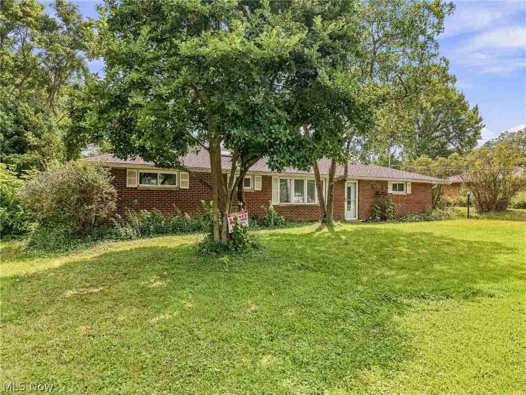1428 Laurel Dr
