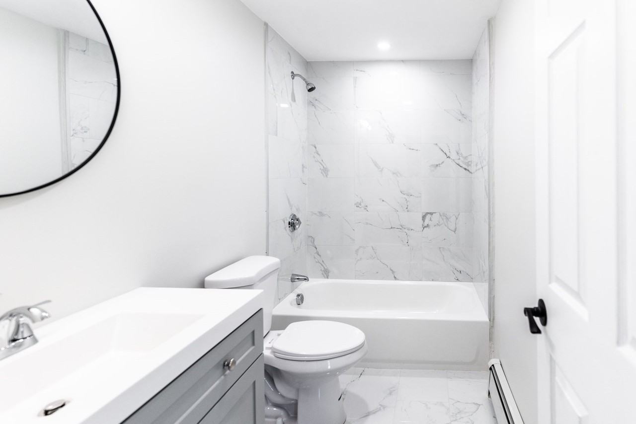 17 Bickerton St #17 - Photo 5 of 14