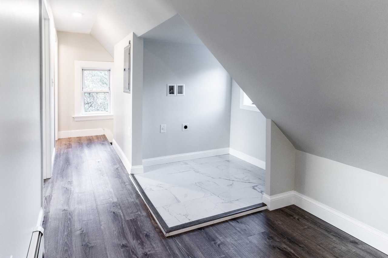 17 Bickerton St #17 - Photo 6 of 14