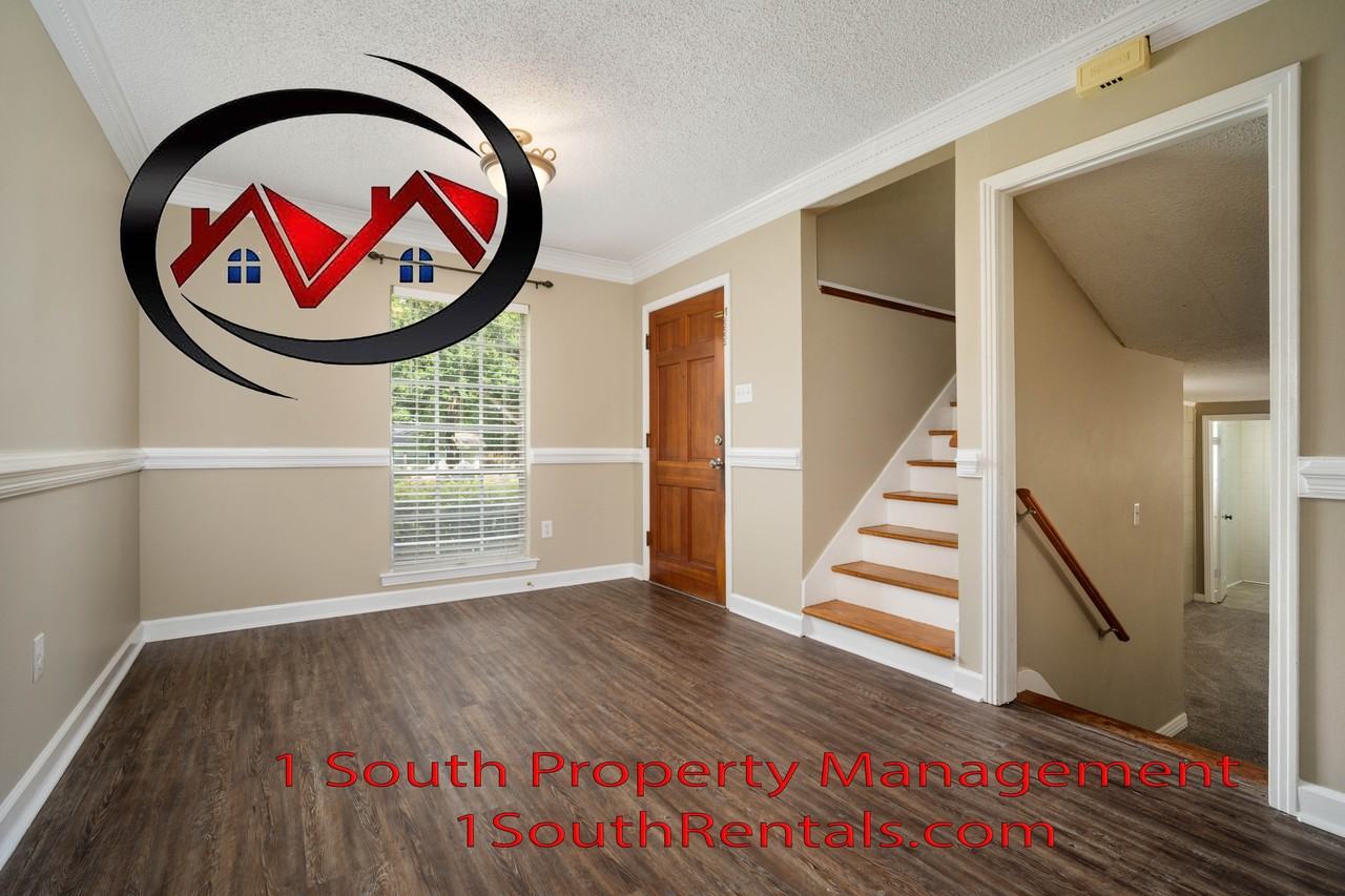 470 Evergreen Rd #1 - Photo 3 of 21