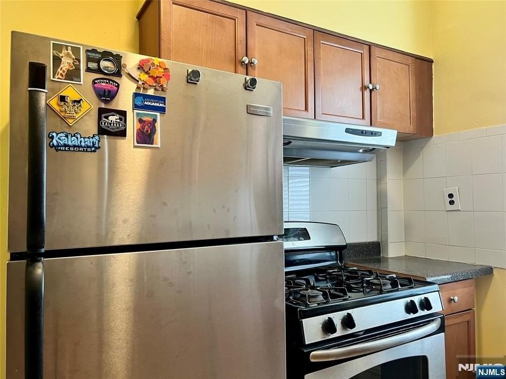 7812 Hudson Ave #C4 - Photo 5 of 14