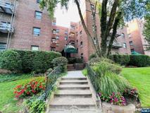 2333 Hudson Ter #D4 - Photo 1 of 1