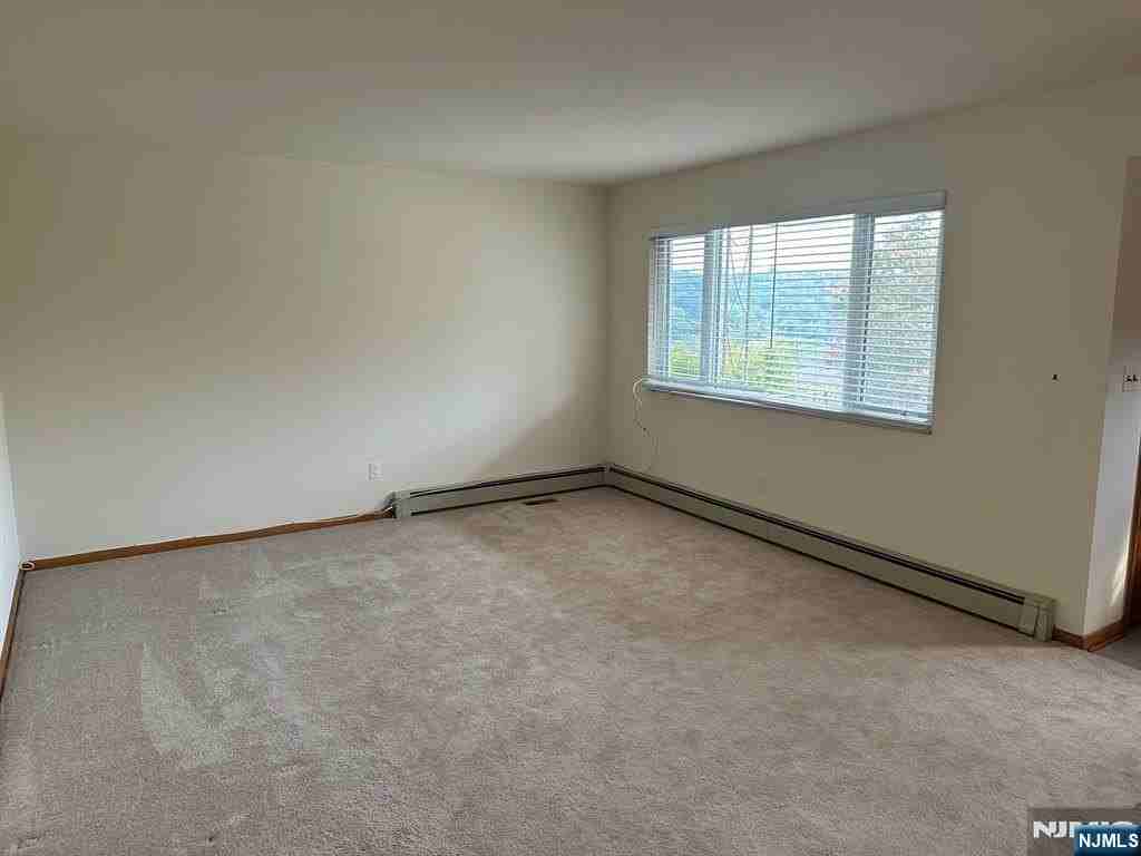 123 E Harwood Ter #1 - Photo 5 of 14