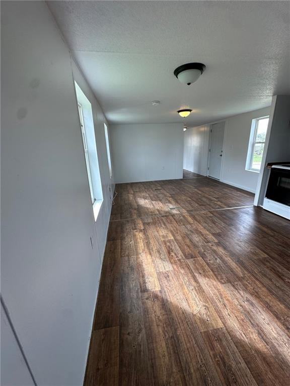 187 Wildwood Dr - Photo 5 of 9