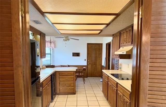 8260 S 73rd East Ave - Photo 4 of 8