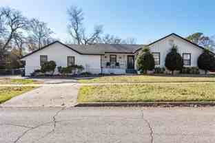 515 W Delaware St - Photo 1 of 1