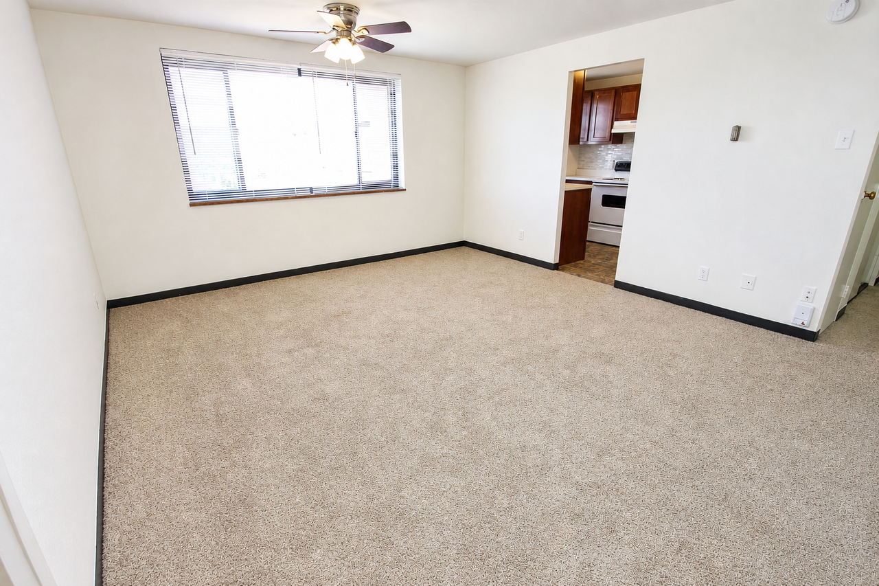 1425 MCFARLAND ROADAPT 308 #308 - Photo 2 of 8