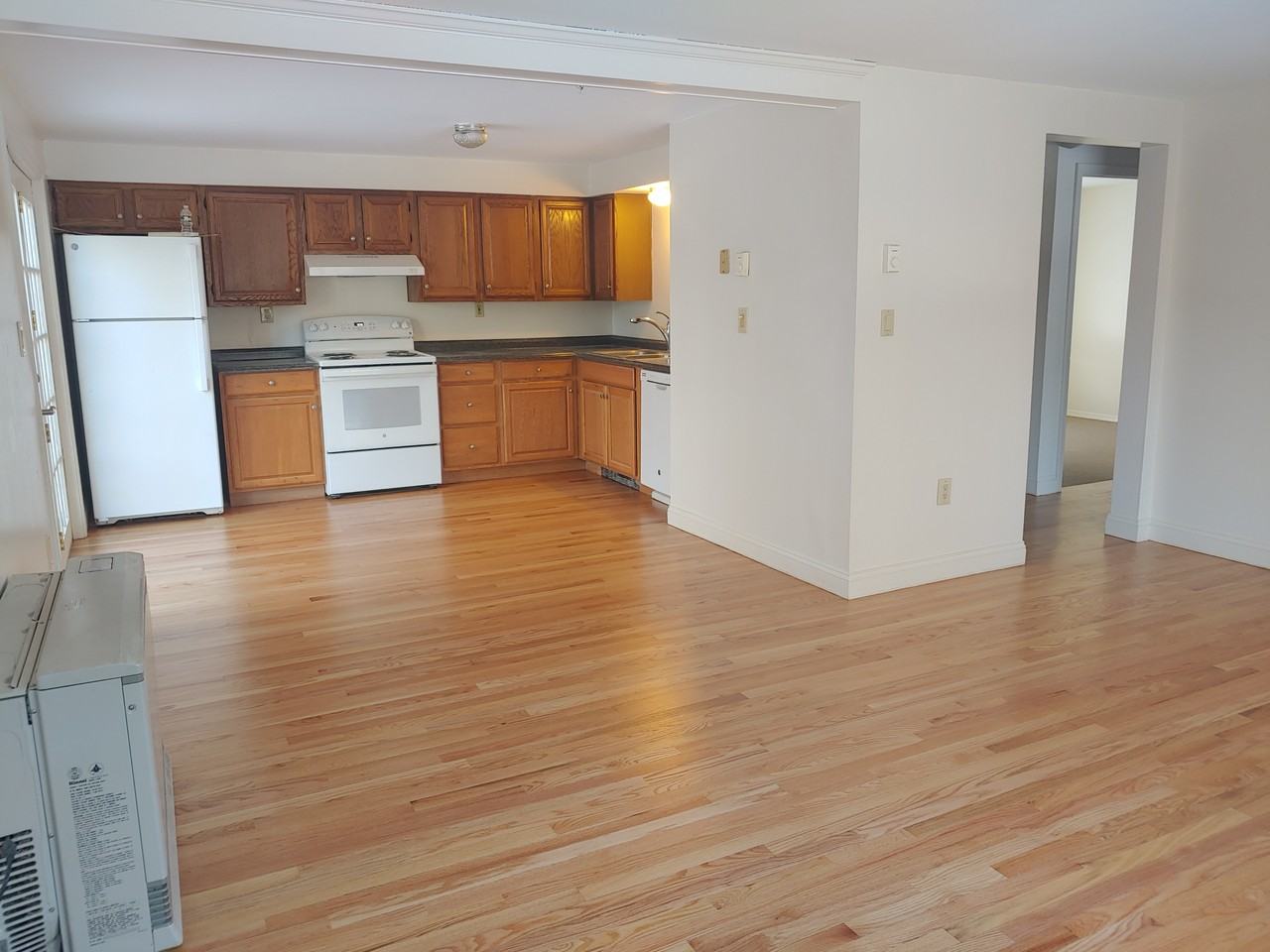 364 Emerys Bridge Rd - Photo 3 of 13
