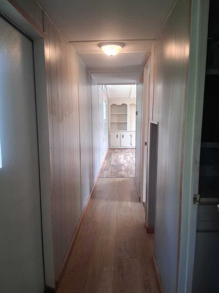 289 Golden Ct #289R - Photo 3 of 10