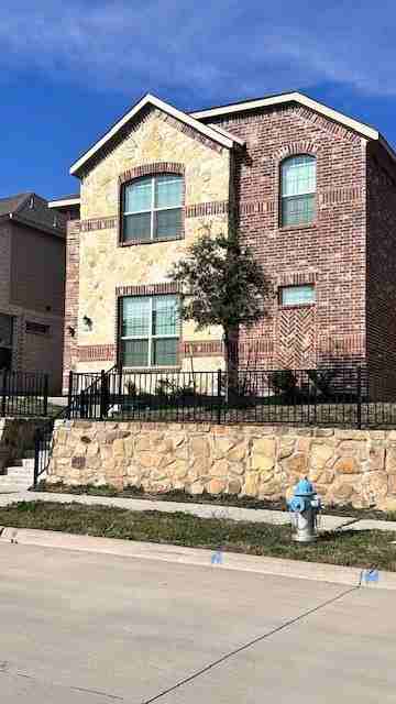 5414 Riverwalk Pkwy