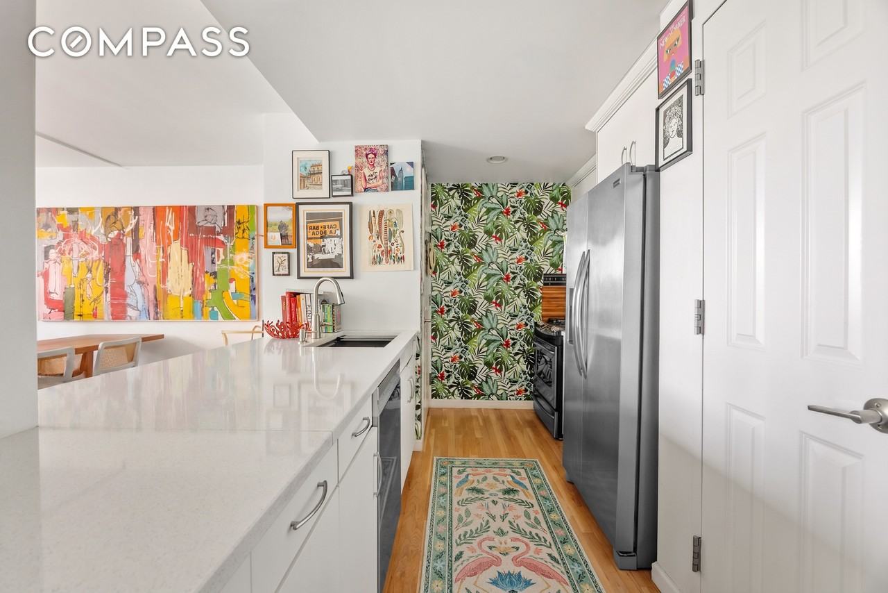556 State St #6FS - Photo 3 of 8