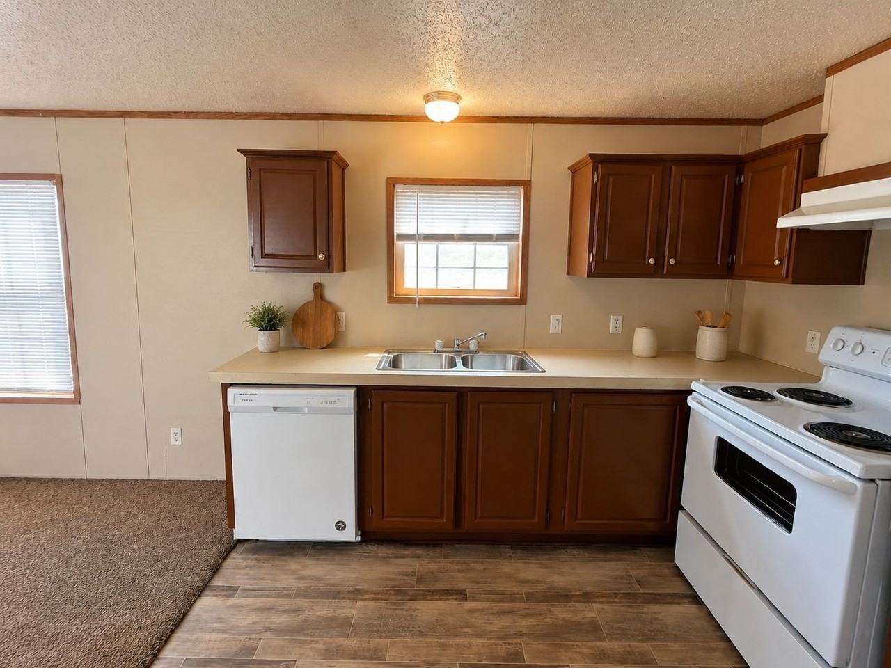 25521 Nuway Ave #202 - Photo 3 of 16