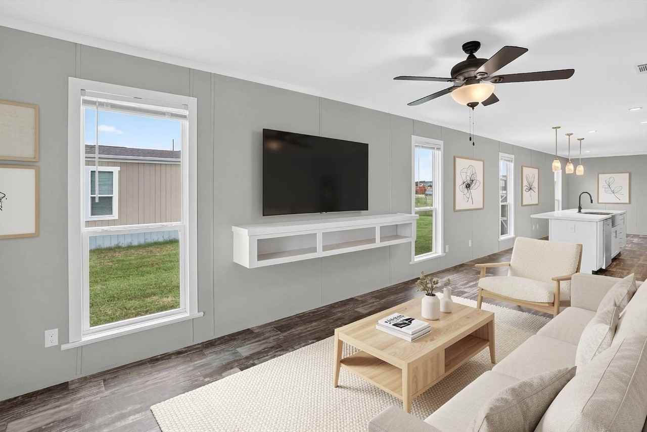133 Hollys Eddy Ln - Photo 5 of 18