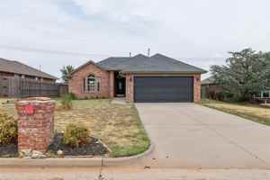 featured image of 11933 Nw 7th St