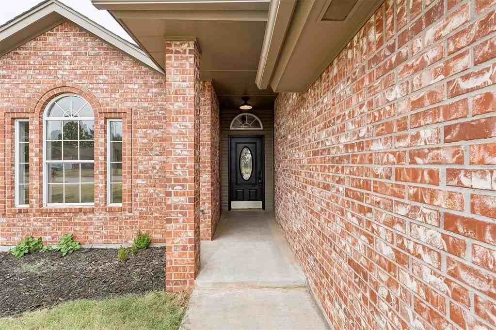 11933 Nw 7th St - Photo 2 of 33