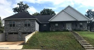 featured image of 322 Tee Ln