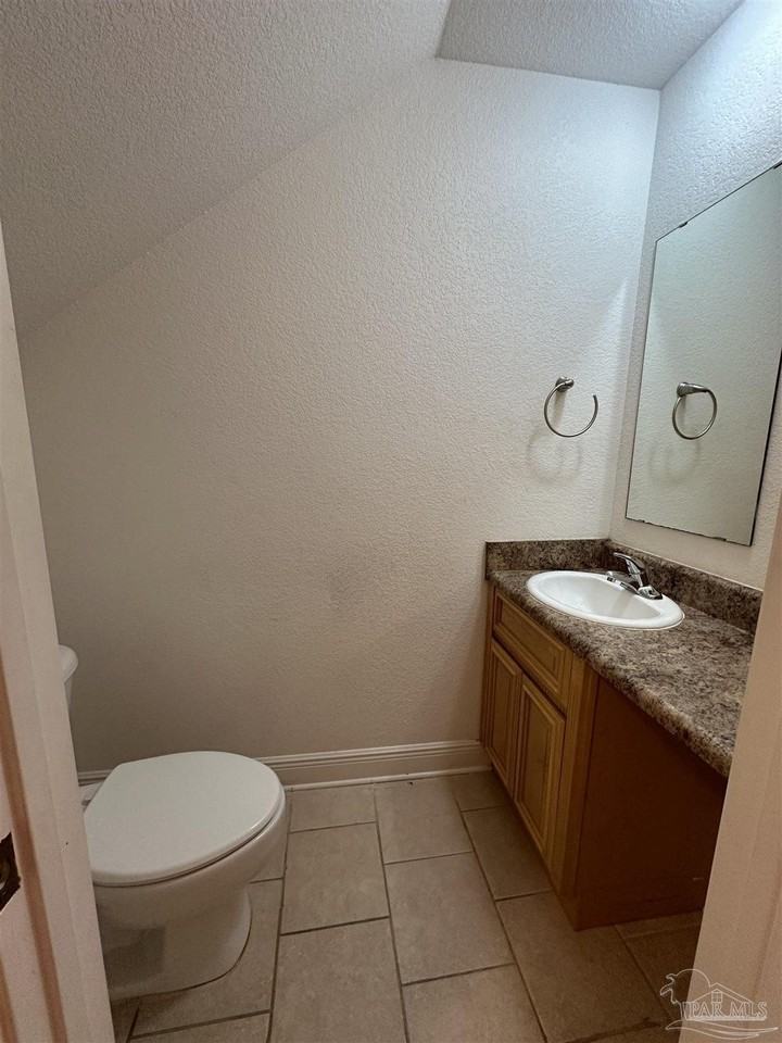 6250 Hamilton Bridge Rd #A - Photo 5 of 14