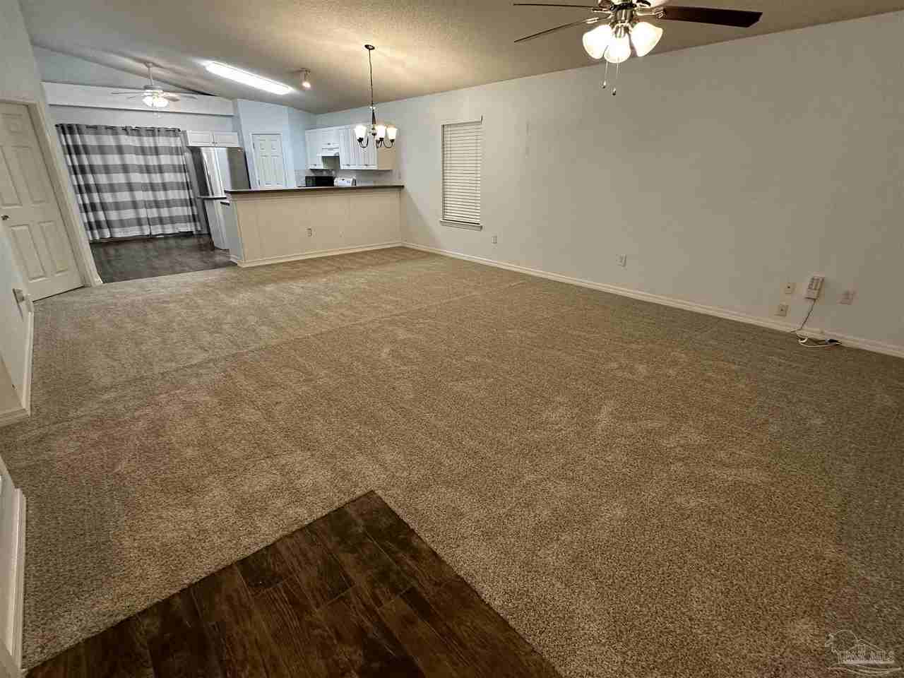 317 Mizzen Ln - Photo 2 of 18