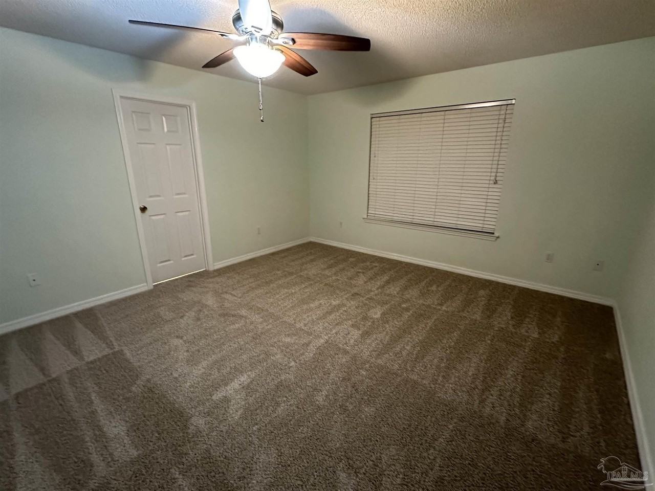 317 Mizzen Ln - Photo 7 of 18