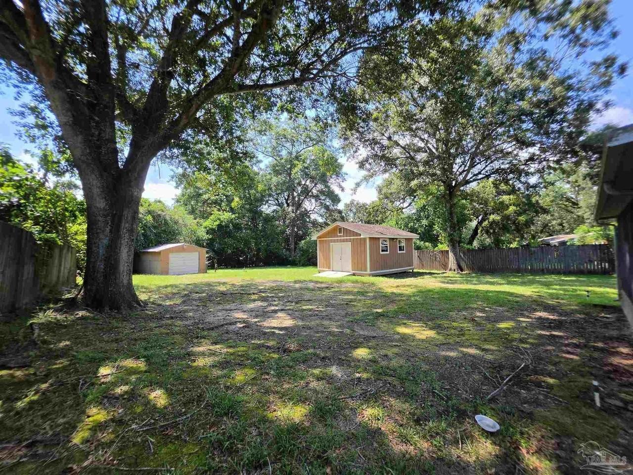 5505 Fairview Dr - Photo 3 of 19
