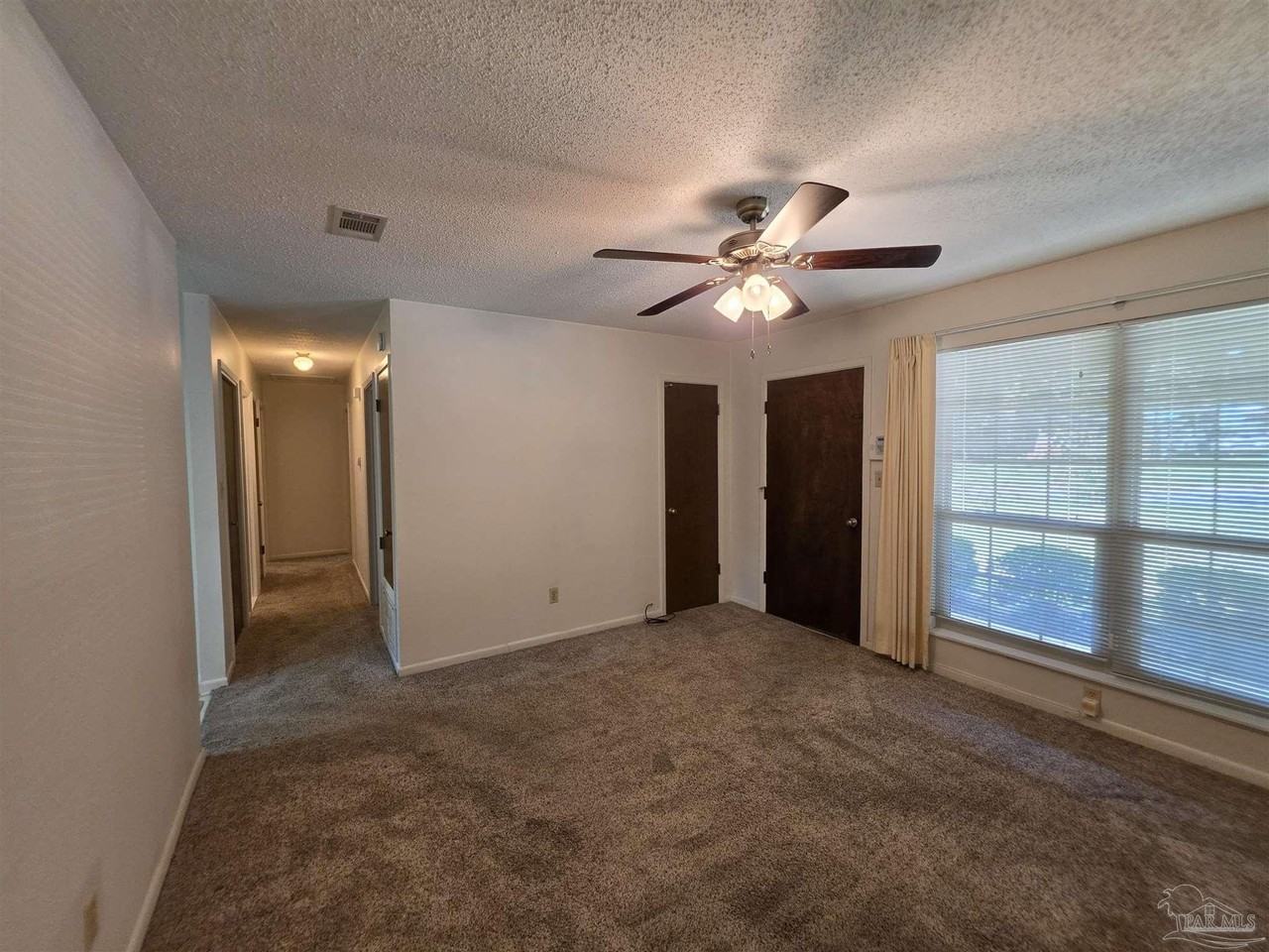 5505 Fairview Dr - Photo 5 of 19
