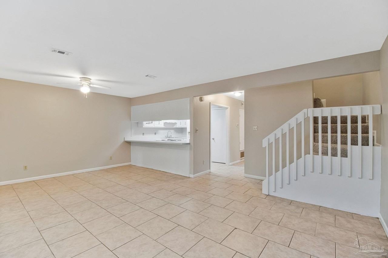 464 E Burgess Rd - Photo 7 of 42