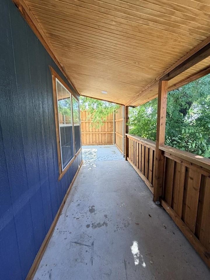 312 W Cuthbert Ave - Photo 3 of 11