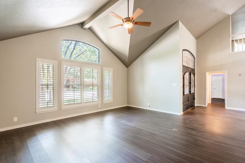 1822 Dukes Dr - Photo 7 of 50
