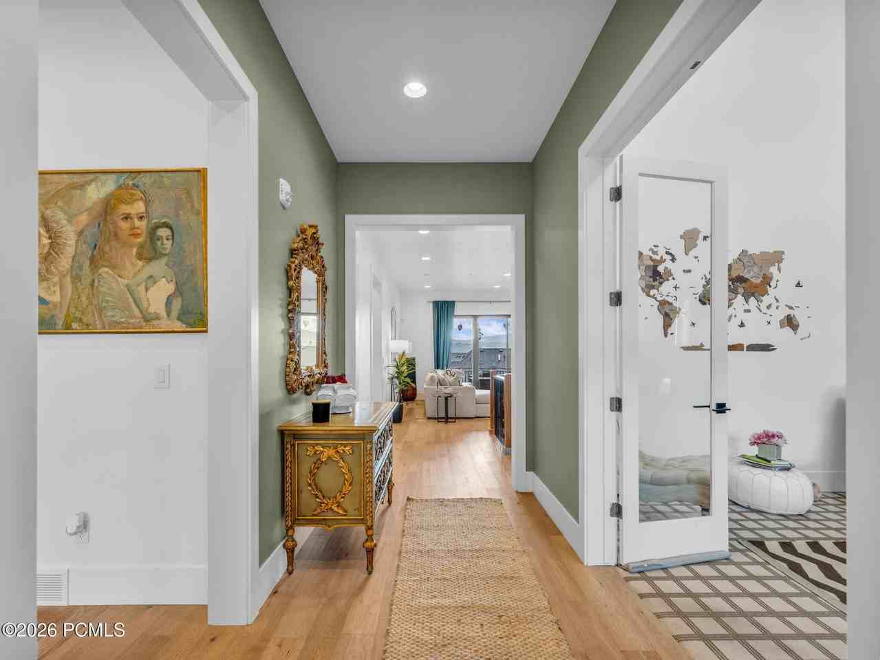2698 S Bailey Ct - Photo 2 of 33