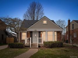 featured image of 1646 S Bates St