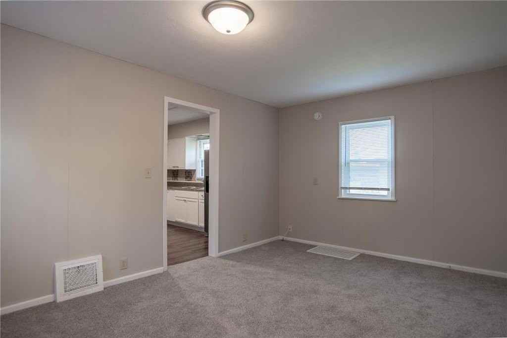 608 7th Ave S - Photo 5 of 13