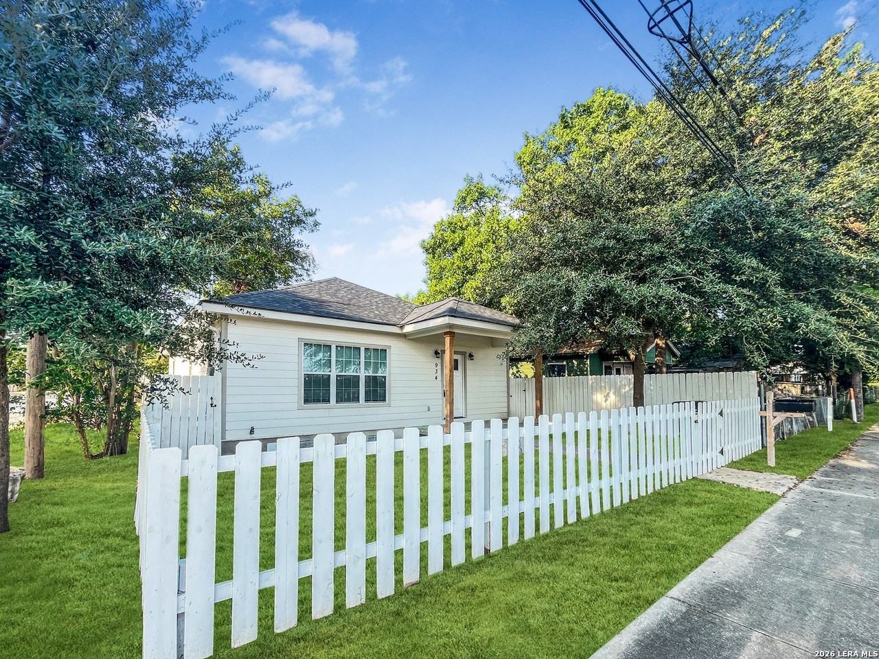 934 Sherman - Photo 3 of 20