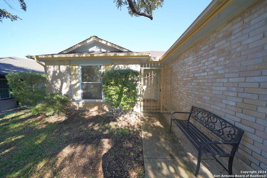 4211 Colonneh Trl - Photo 7 of 43