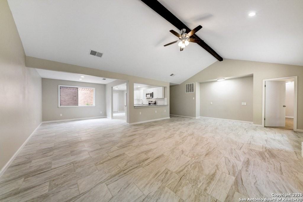 627 Summerwood Dr - Photo 5 of 34