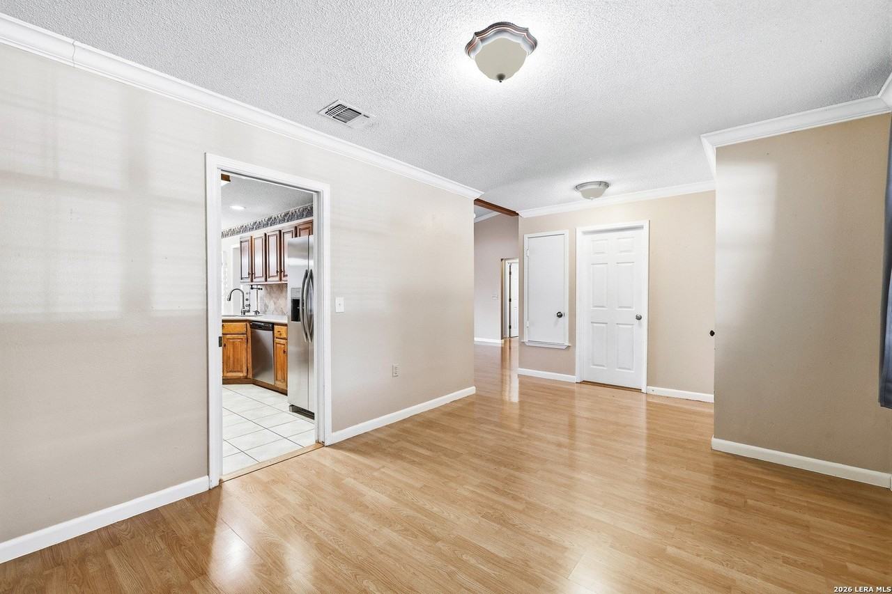 8411 Aristotle - Photo 4 of 26