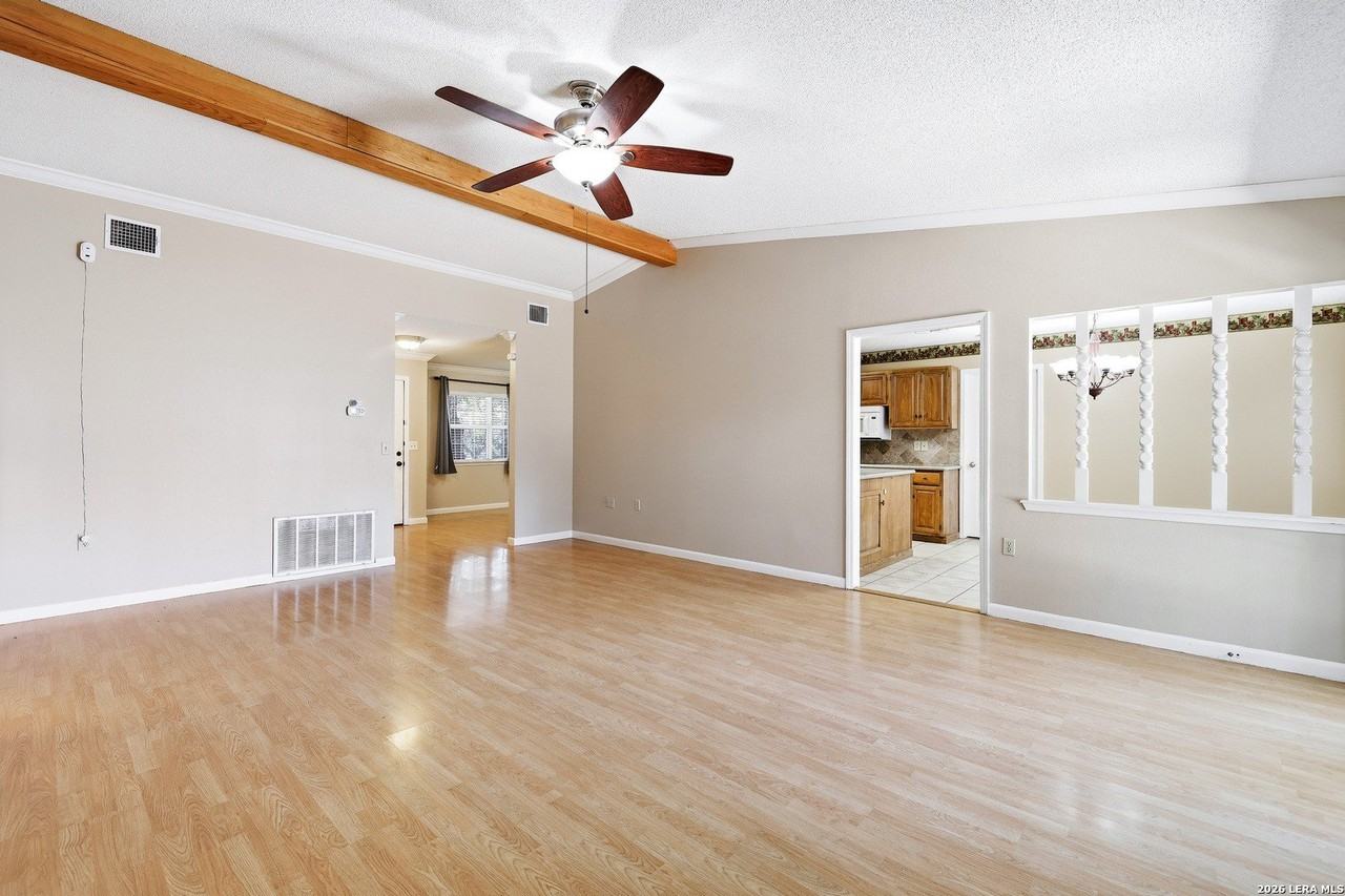 8411 Aristotle - Photo 7 of 26
