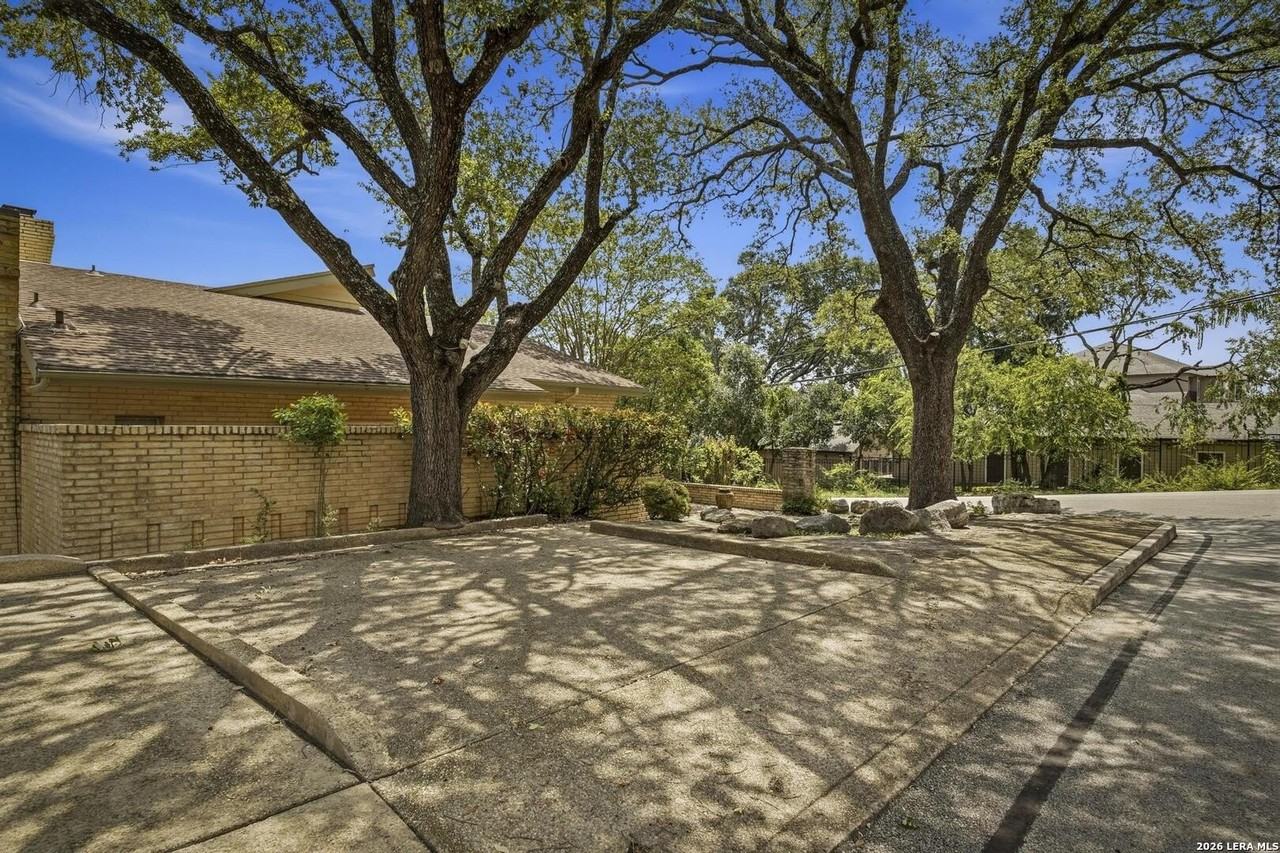 3800 E Songbird - Photo 2 of 32