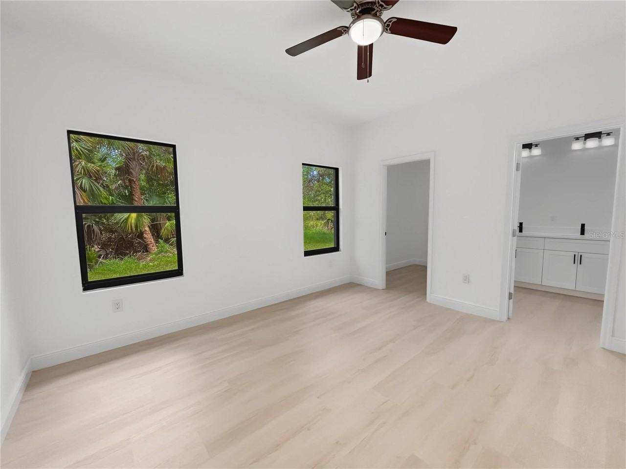 2338 Littlefield Ln - Photo 6 of 15