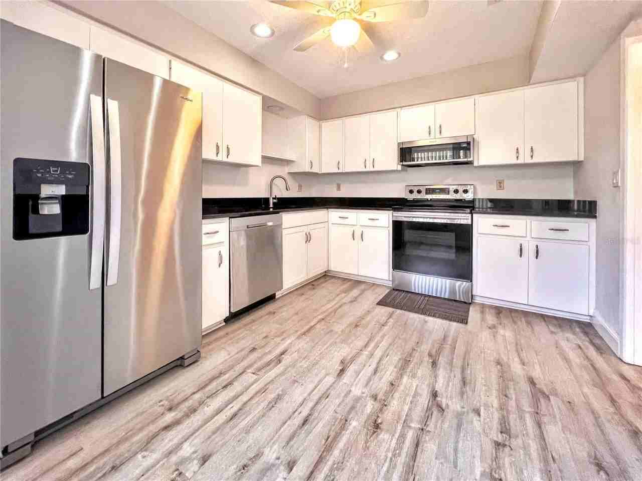 5549 Boulder Blvd #7 - Photo 5 of 19