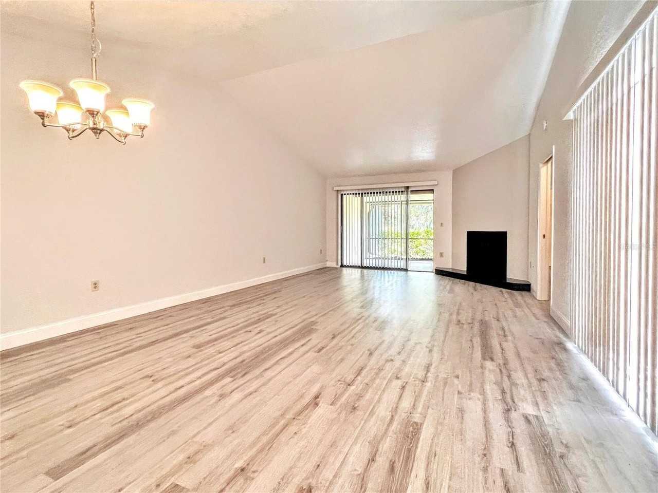 5549 Boulder Blvd #7 - Photo 6 of 19