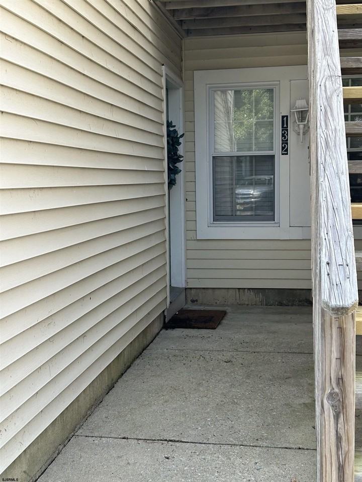 132 Driftwood Ct #132 - Photo 2 of 12