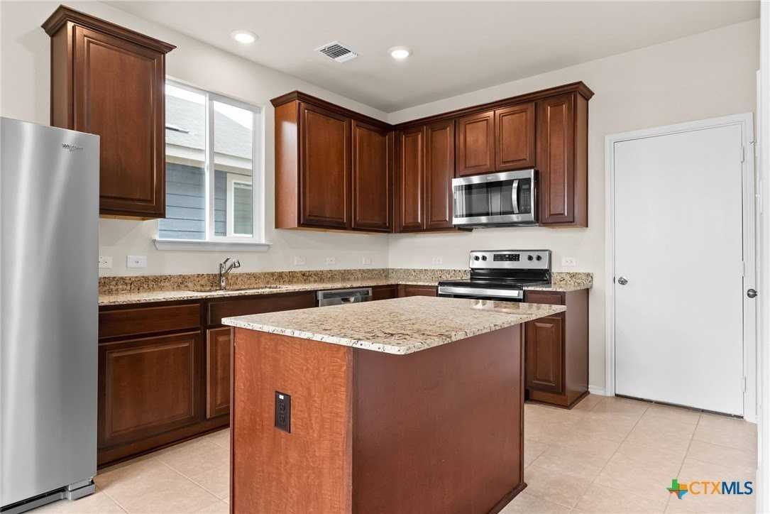 169 Katie Elder Dr - Photo 5 of 12