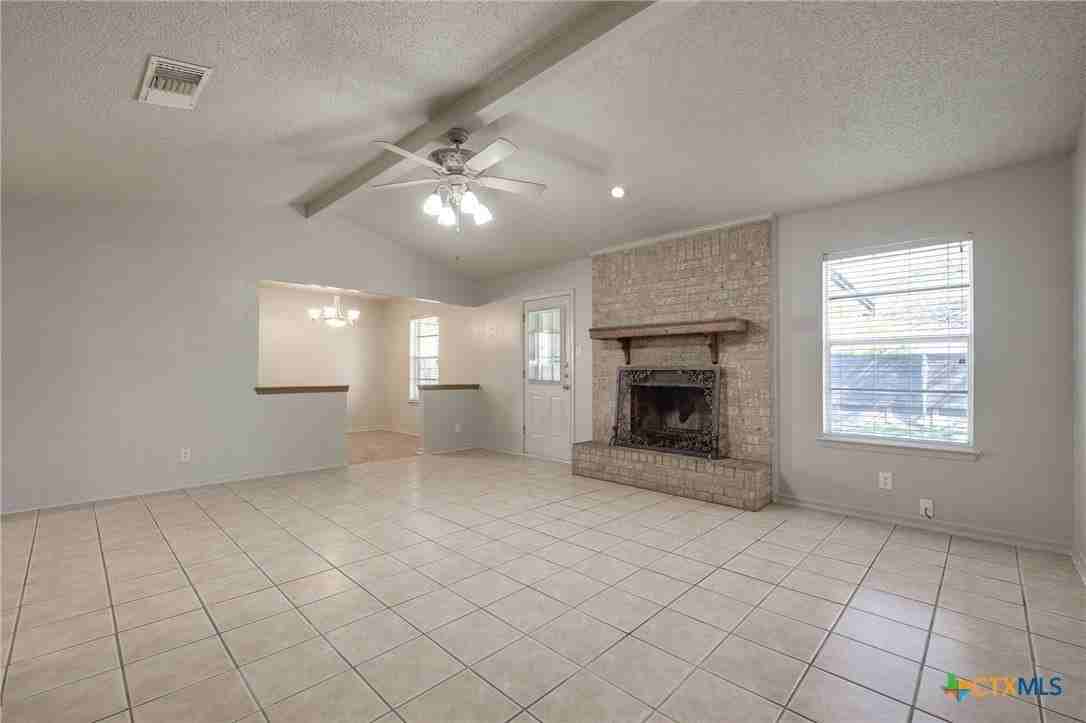 1703 Kingman Rd - Photo 2 of 15