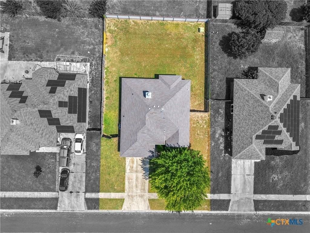 5104 James Loop - Photo 2 of 30