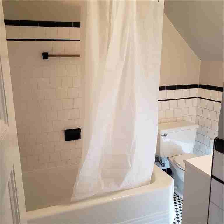 623 Pontiac Ave - Photo 6 of 7