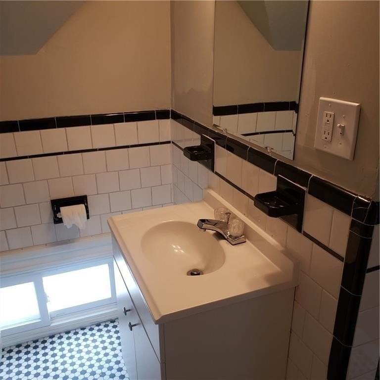 623 Pontiac Ave - Photo 7 of 7