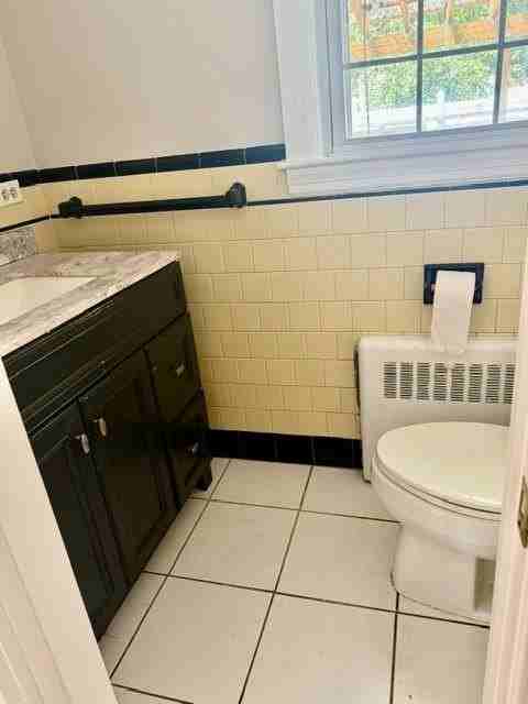 111 Elsie St - Photo 7 of 21