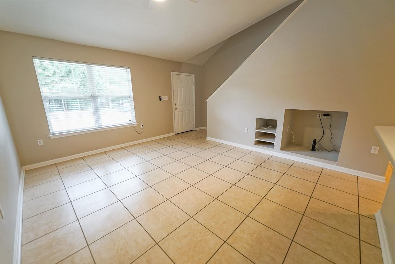 241 Dixie Dr #106OR6 - Photo 6 of 36
