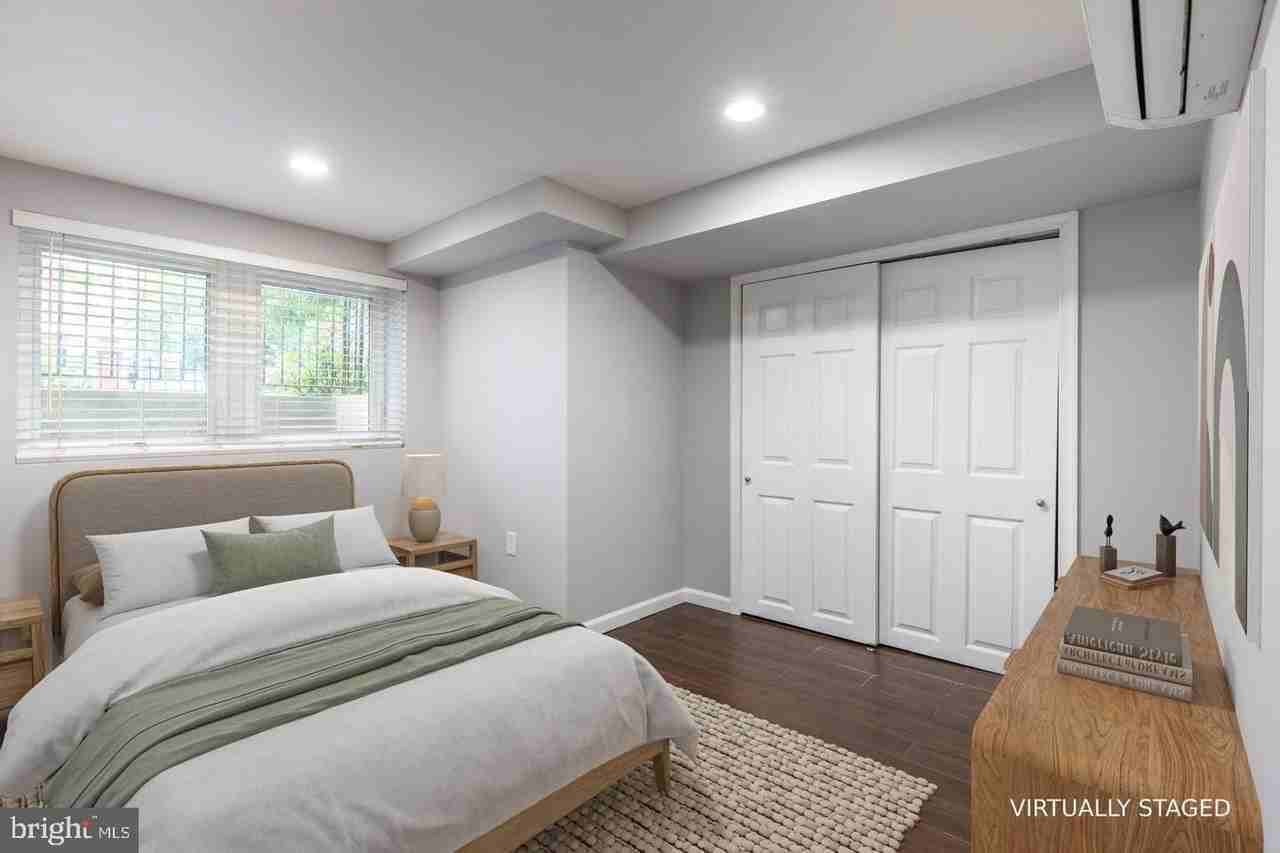 82 Q St Nw #84B - Photo 5 of 21