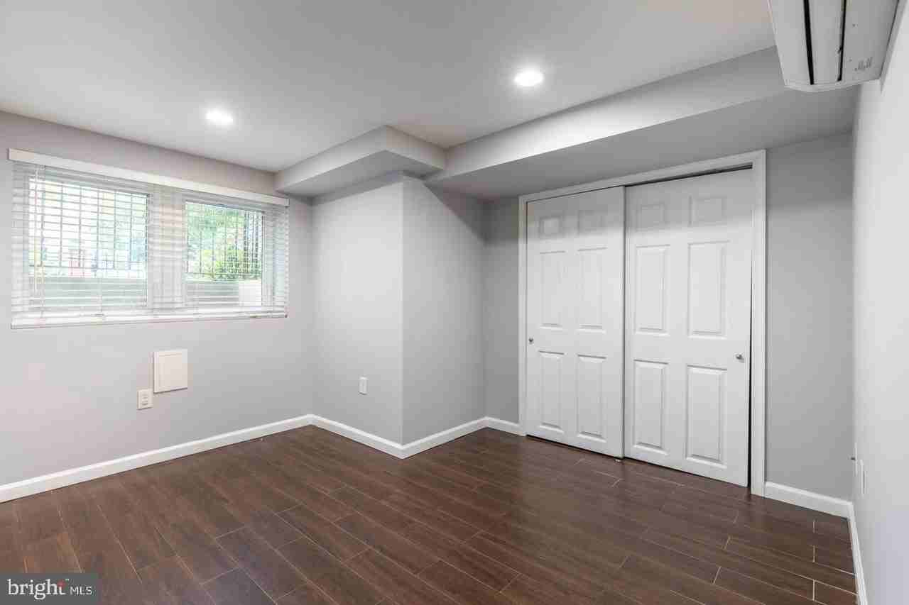 82 Q St Nw #84B - Photo 6 of 21